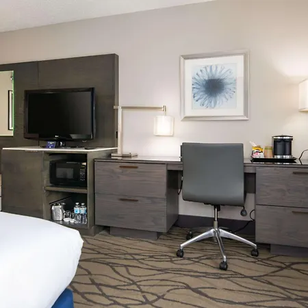 Doubletree By Hilton Racine Harbourwalk Hotel Exterior photo