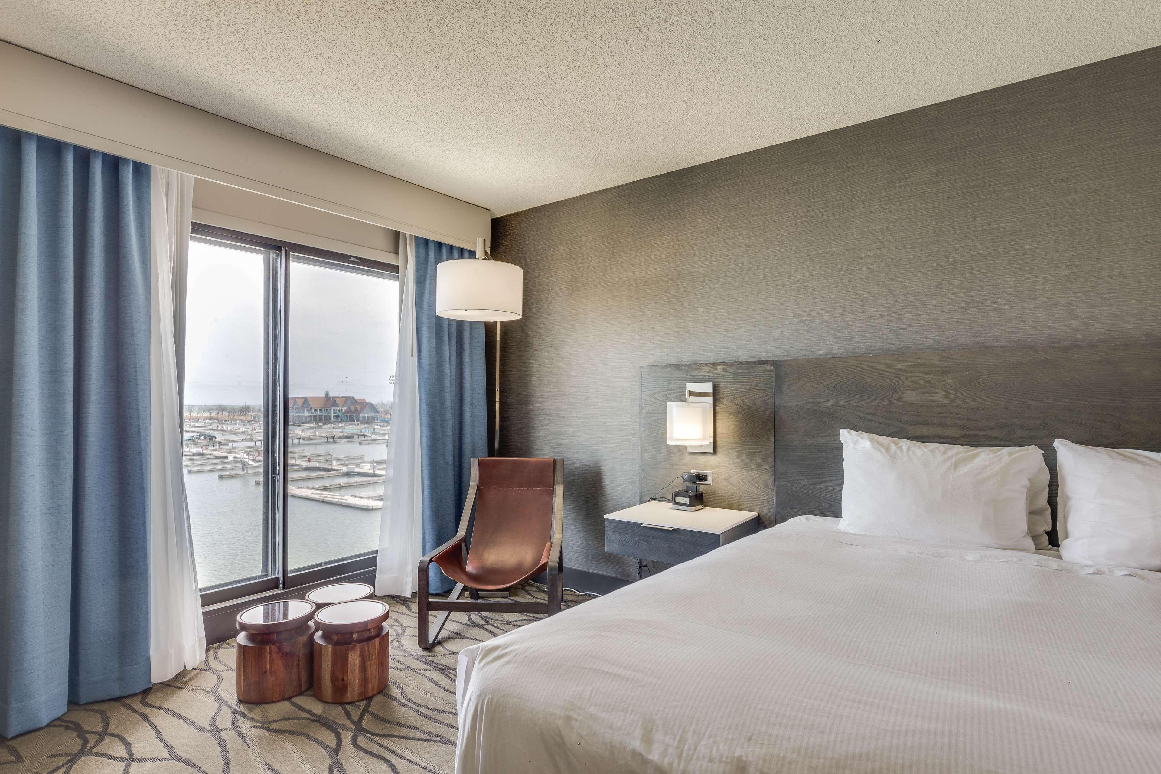 Doubletree By Hilton Harbourwalk 4*