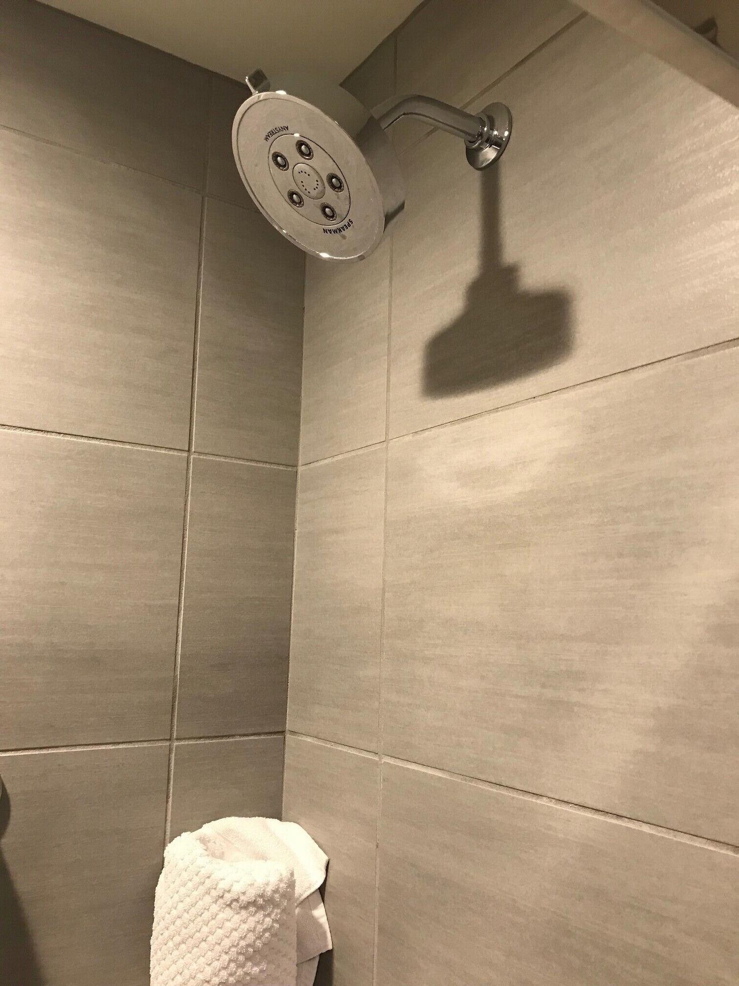 Hotel Doubletree By Hilton Harbourwalk 4*
