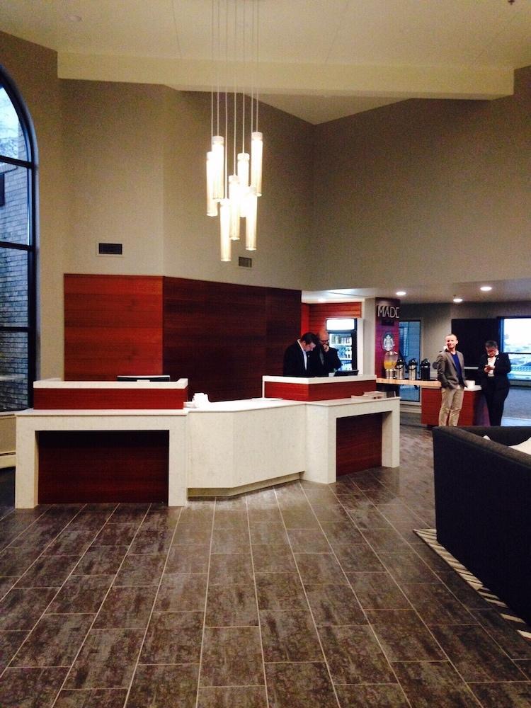 Hotel Doubletree By Hilton Harbourwalk