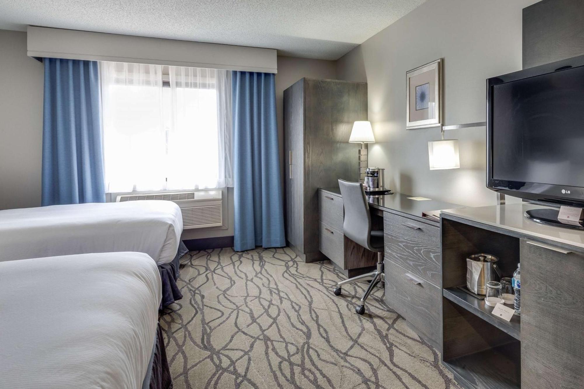 Hotel Doubletree By Hilton Harbourwalk